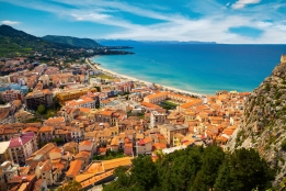 Новости рынка → В Сицилии распродают дома за 1 евро